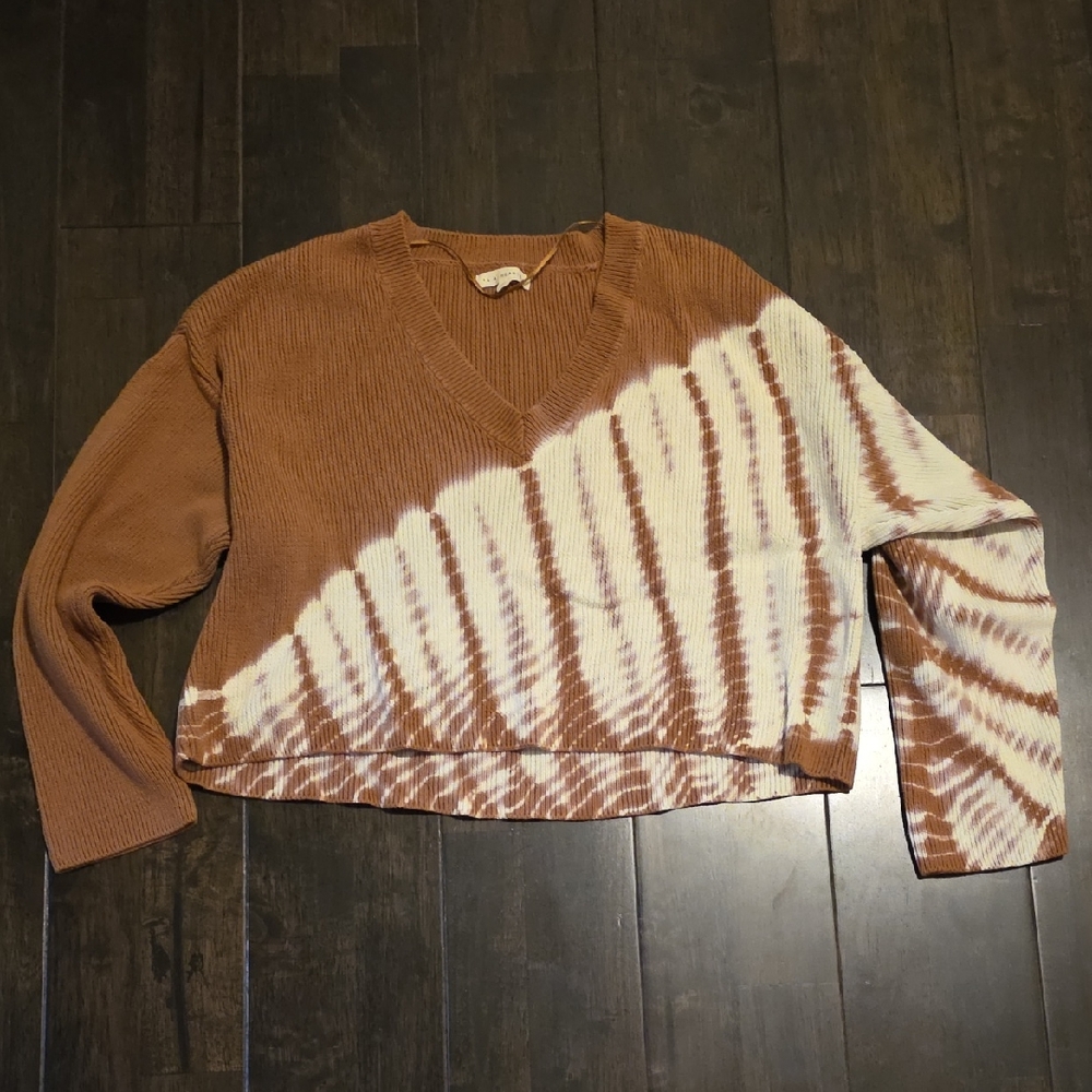 Brown and White Tie-Dye V-Neck Sweater